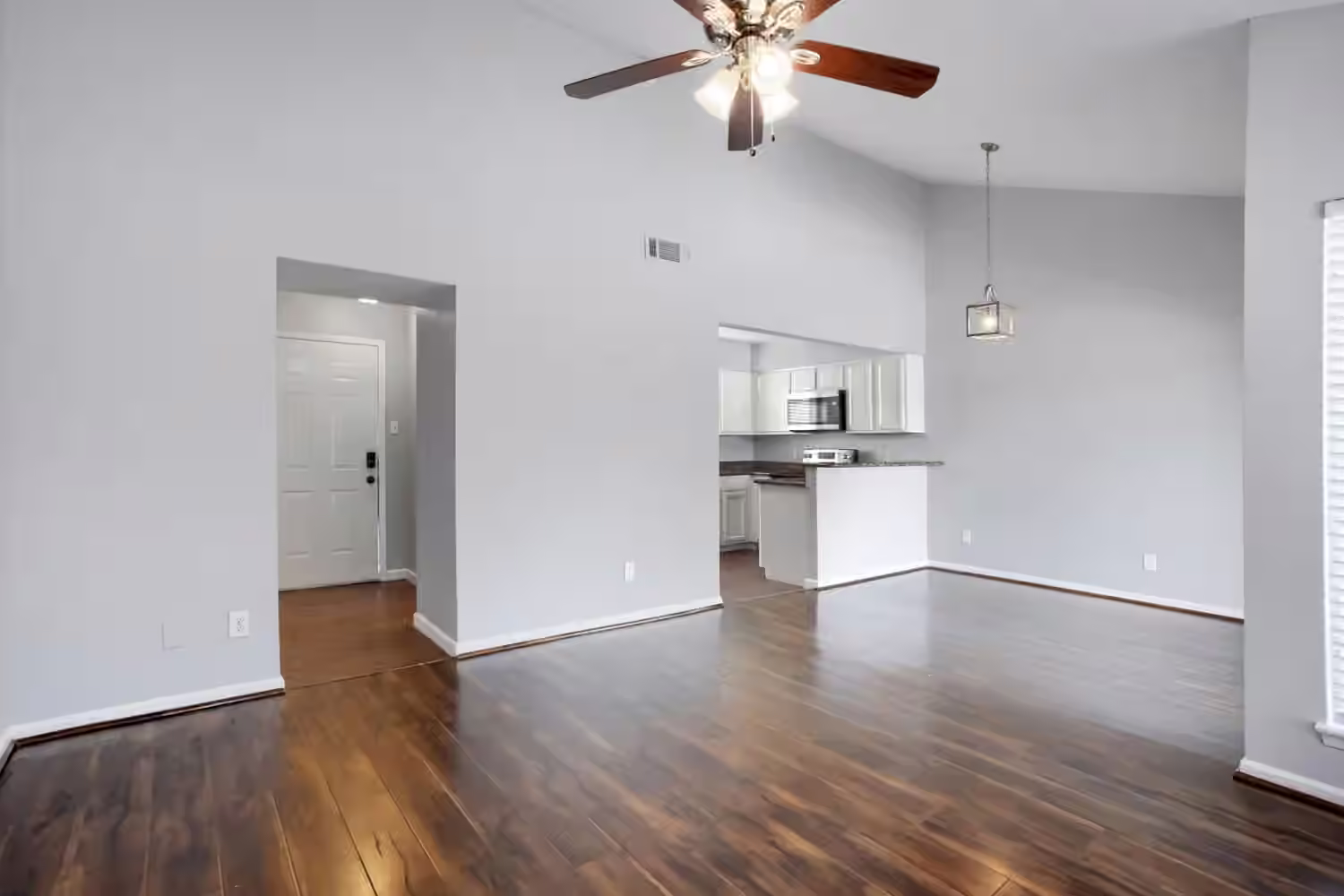 Photo 2 of 10075 Westpark Drive 17, Houston, TX
