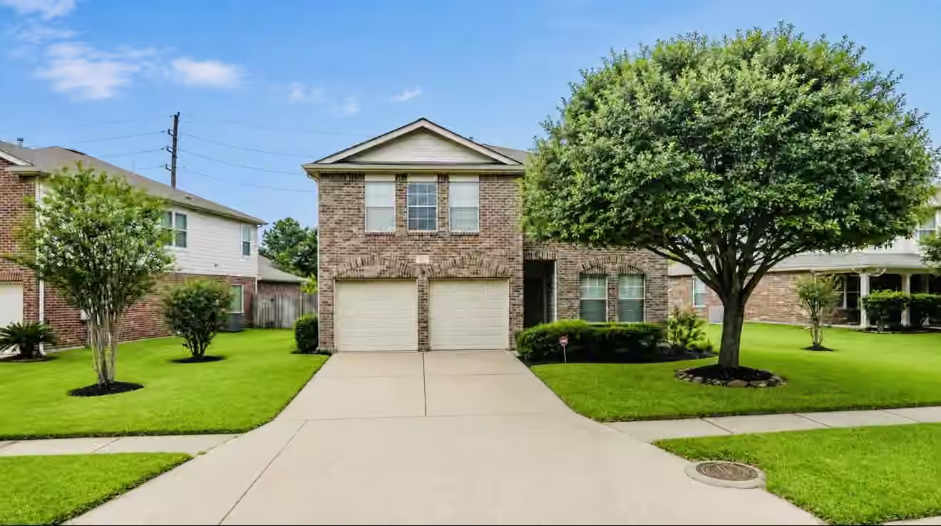 Photo of 11902 Solon Springs Drive, Tomball, TX 77375