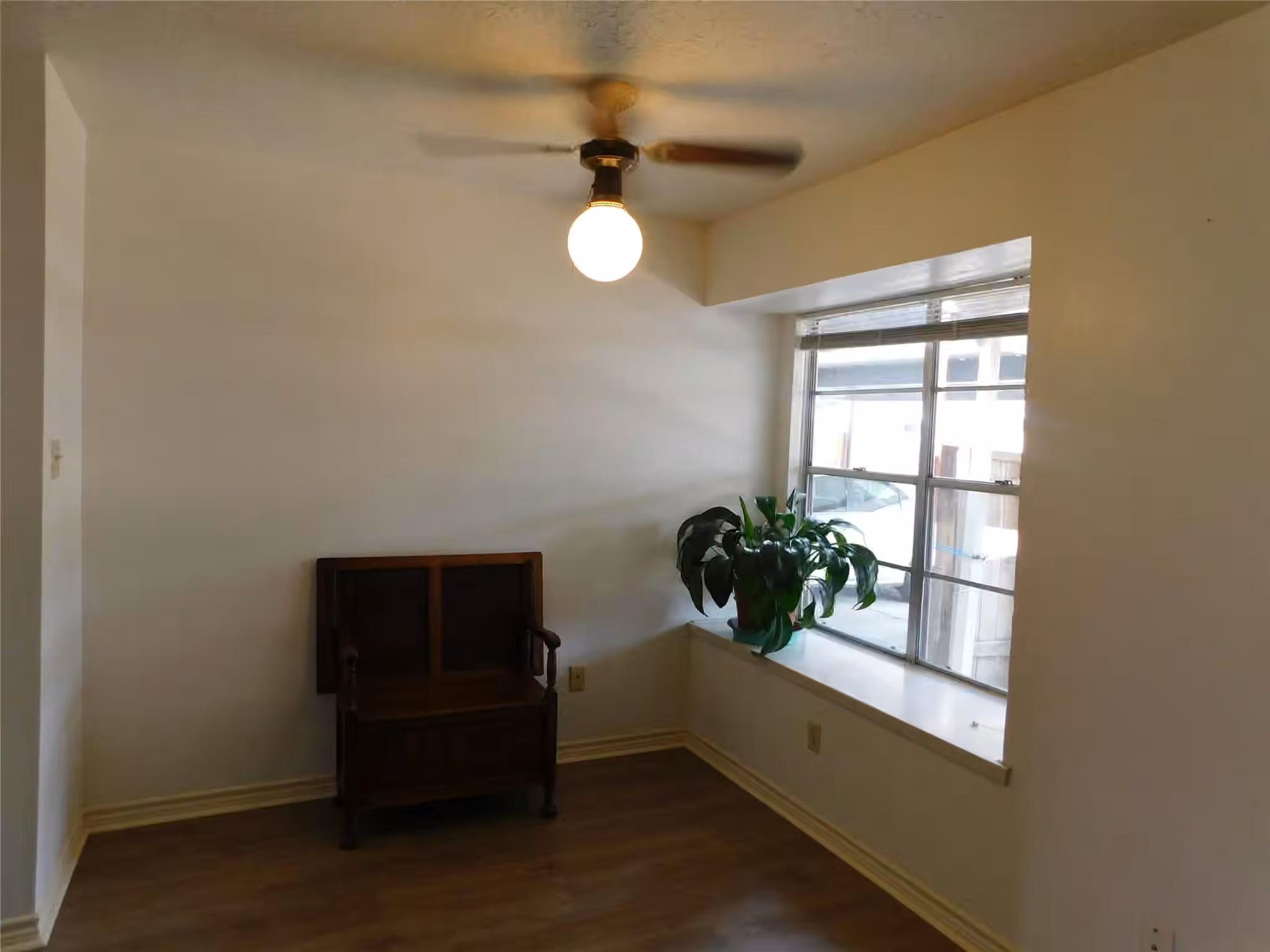 Photo 6 of 3980 Laura Leigh Drive, Friendswood, TX