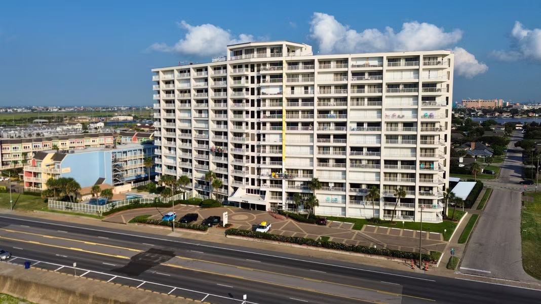 Photo 2 of 7700 Seawall Boulevard 702, Galveston, TX