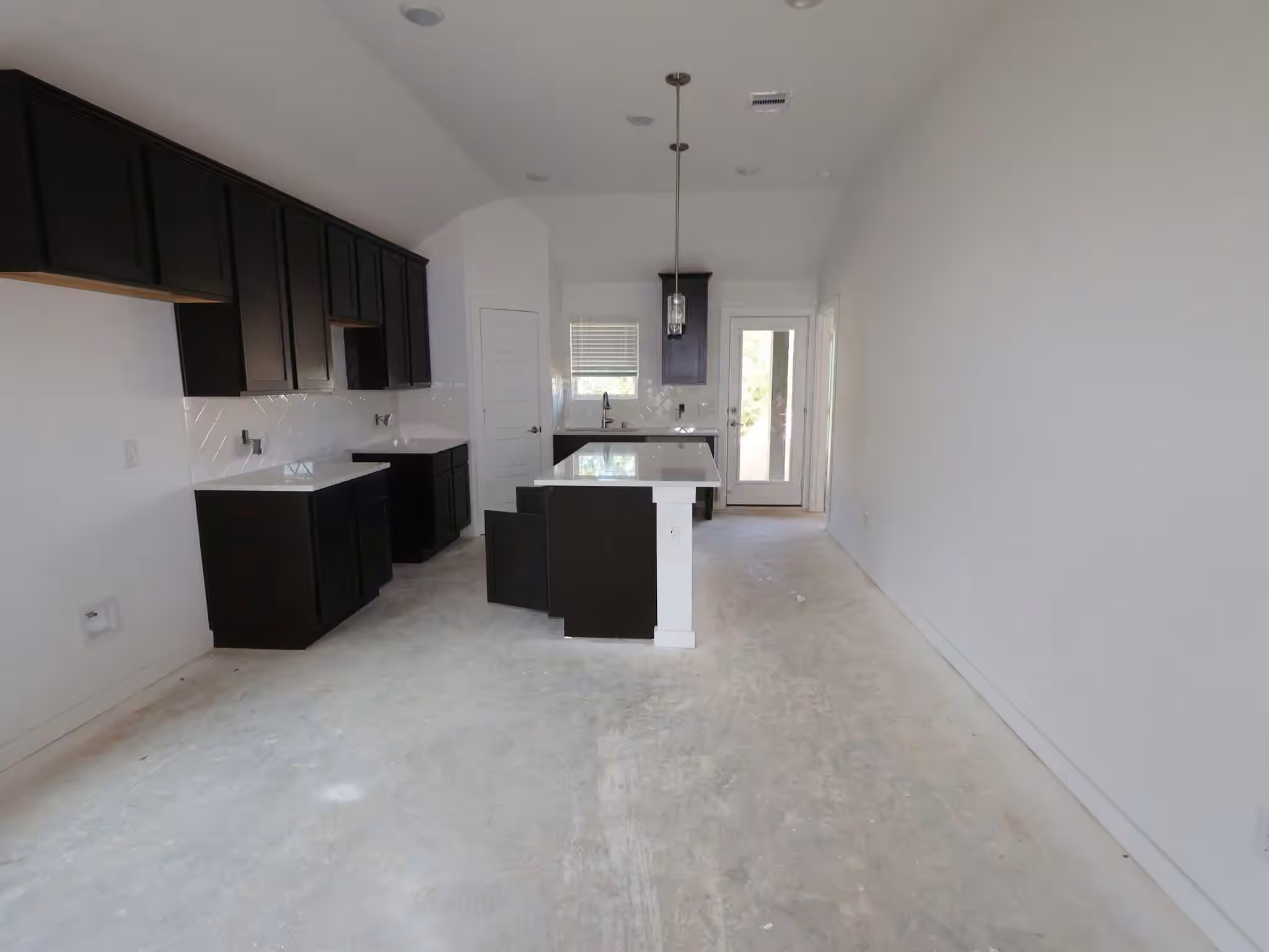 Photo 3 of 1313 Blue Moon Lane, La Marque, TX