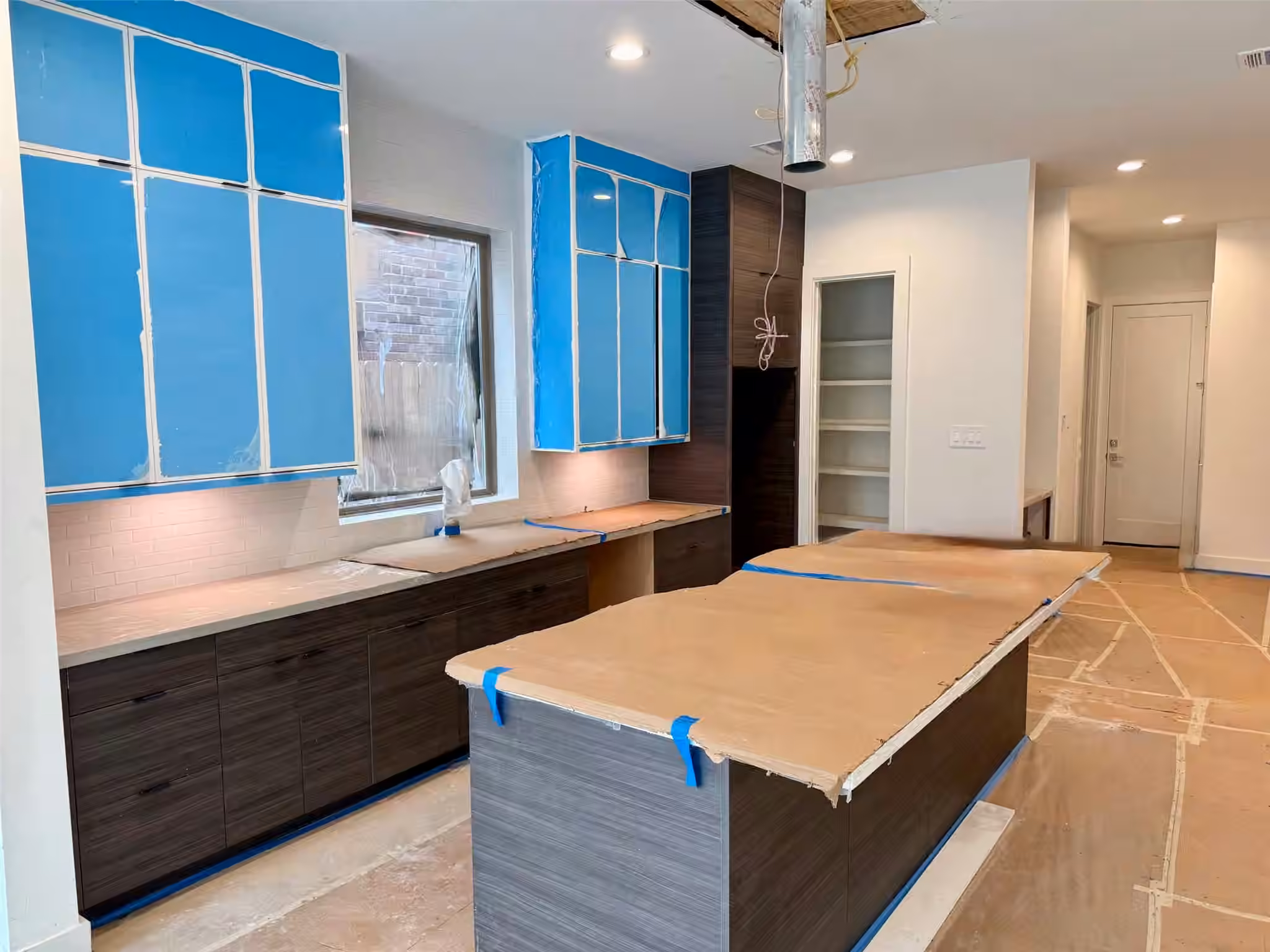Photo 3 of 1634 CASTLE Court, Houston, TX