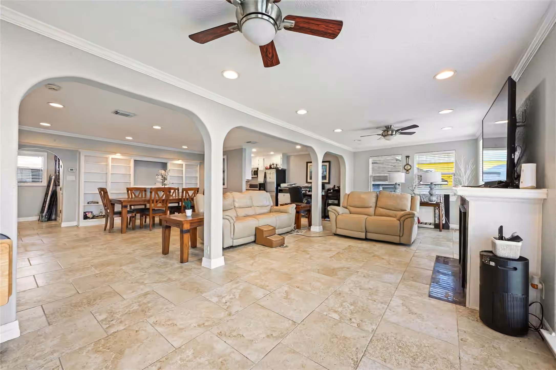 Photo 4 of 937 5th Street, San Leon, TX