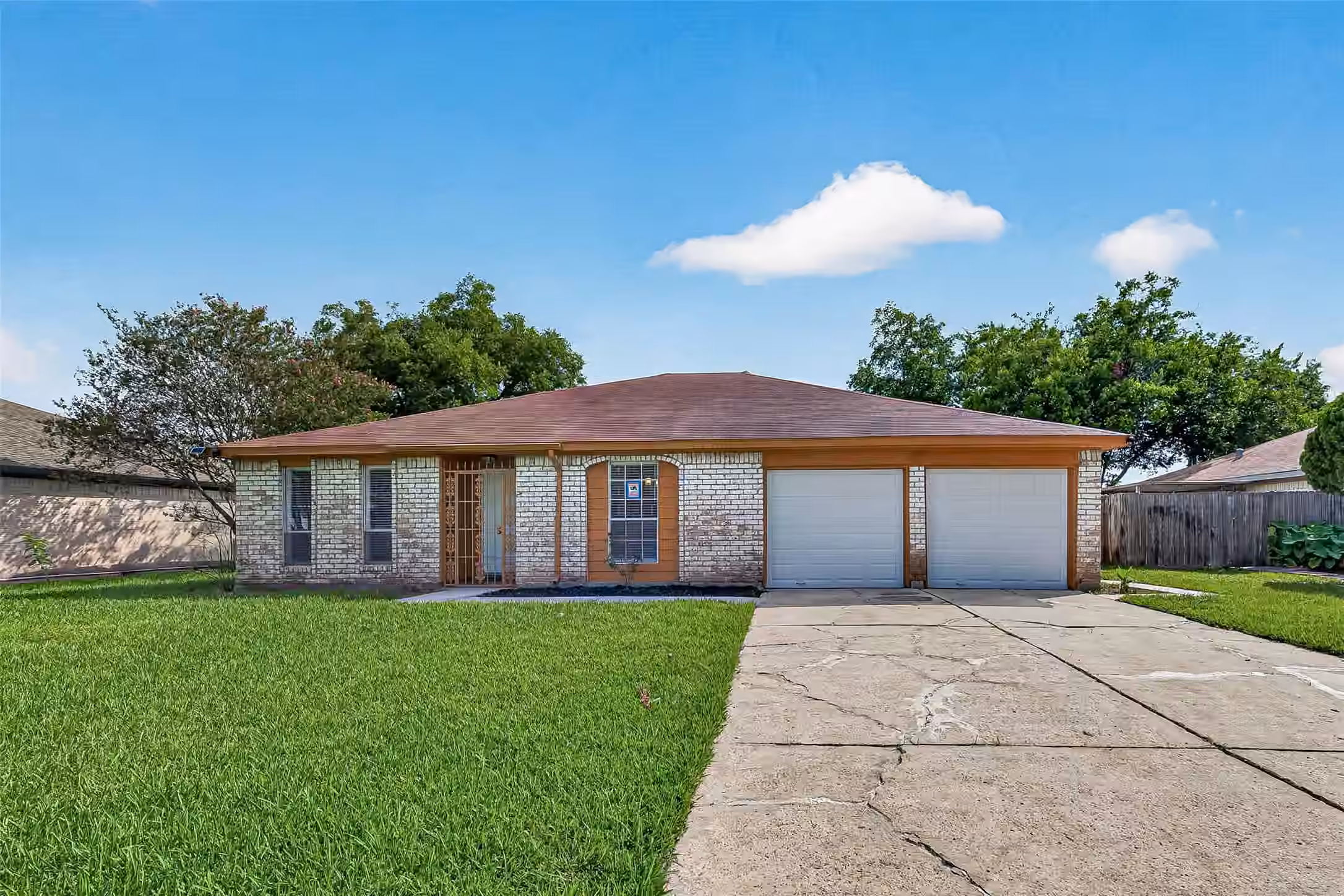 Photo 2 of 6918 Cloud Swept Lane, Houston, TX