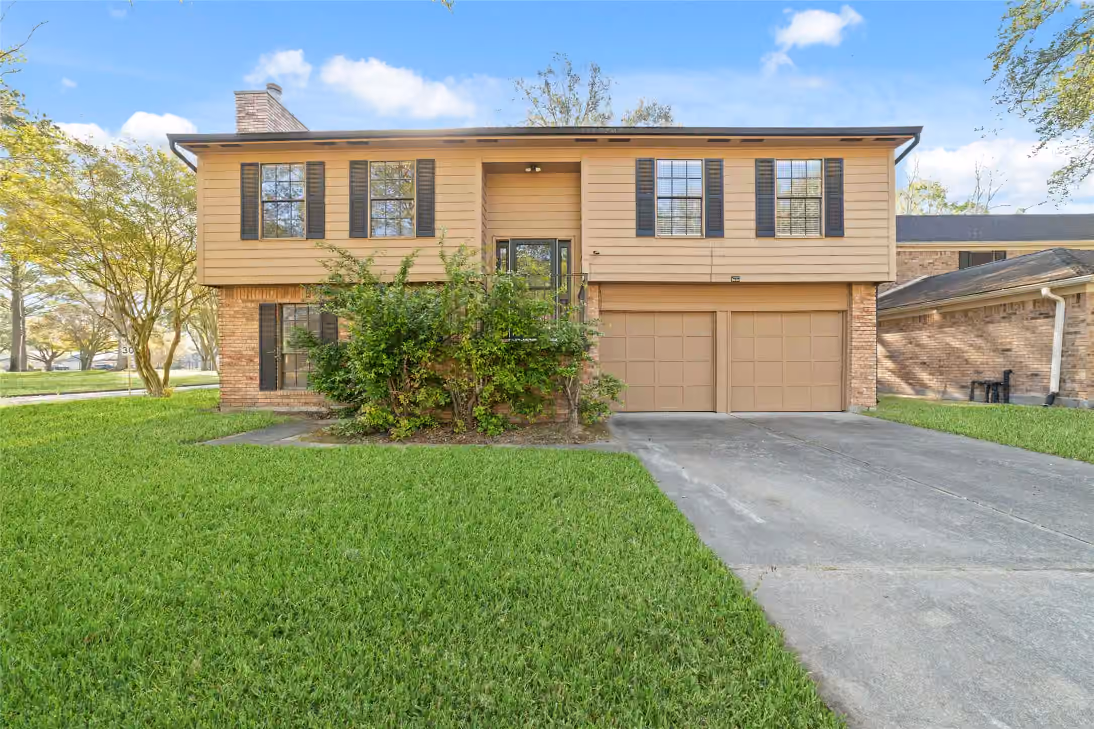 Photo of 8426 Laurel Trails Drive, Houston, TX 77095
