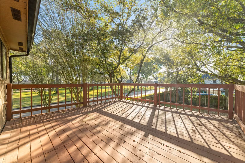 Photo 6 of 8426 Laurel Trails Drive, Houston, TX