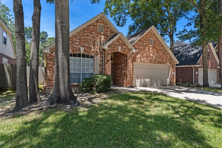 Photo 2 of 1719 Sandy Trail Court, Houston, TX