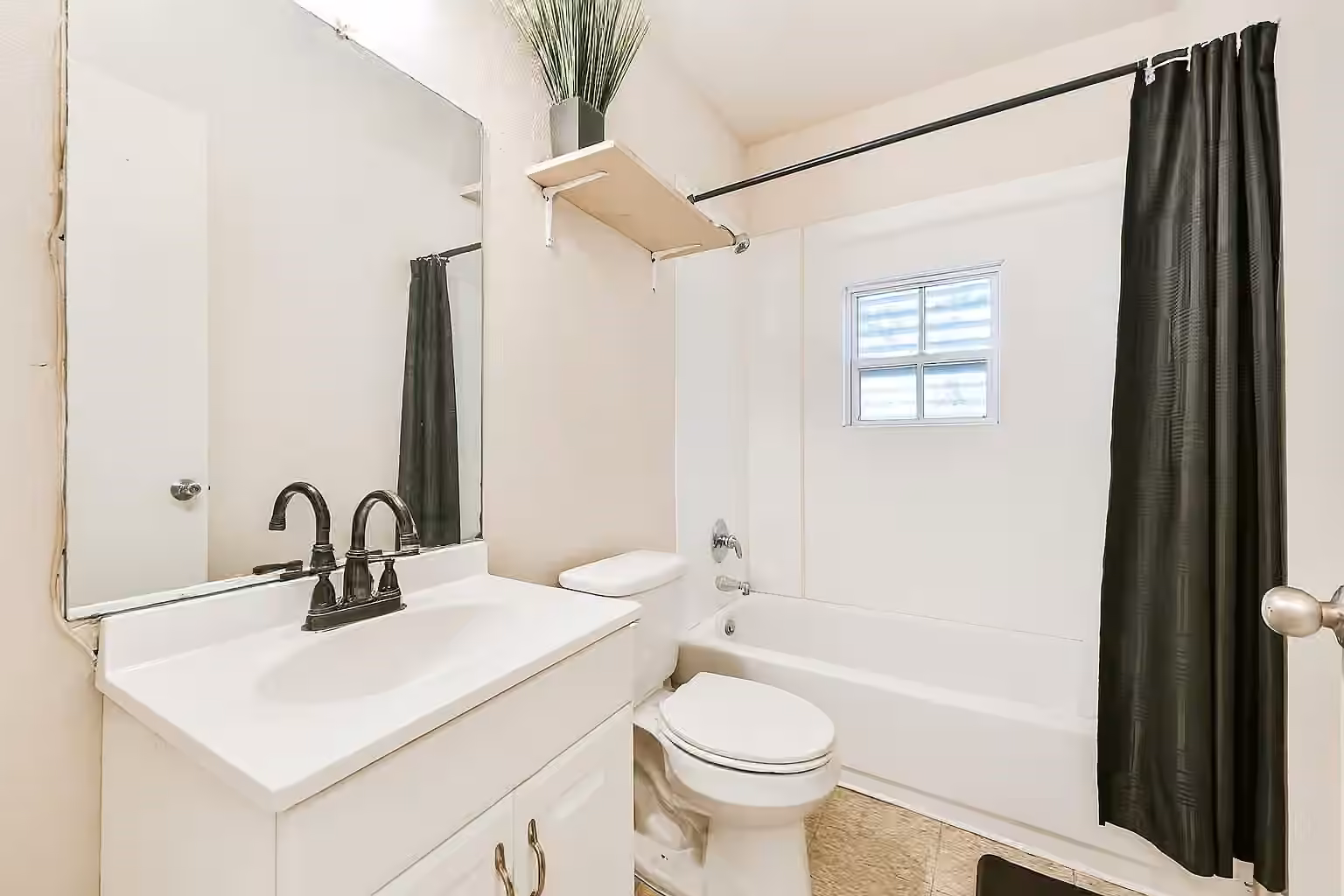 Photo 7 of 5220 Avenue K, Galveston, TX