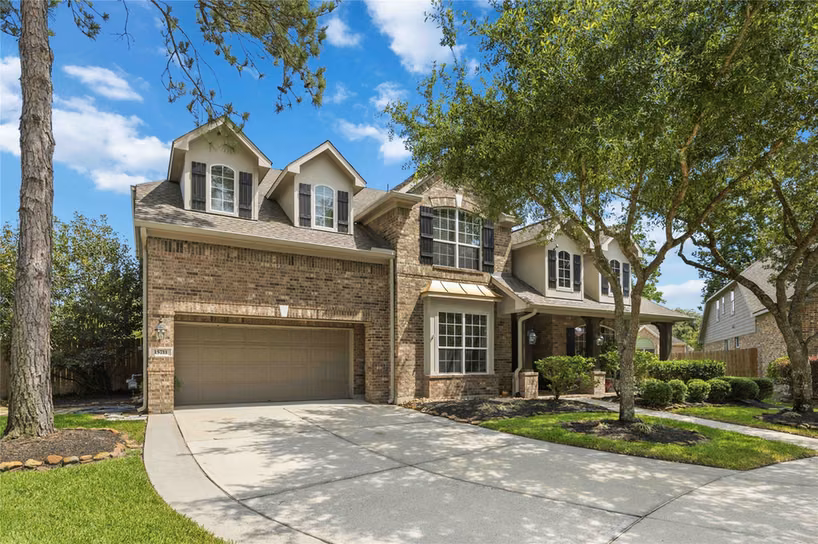 Photo 3 of 15711 Sandy Falls Court, Houston, TX