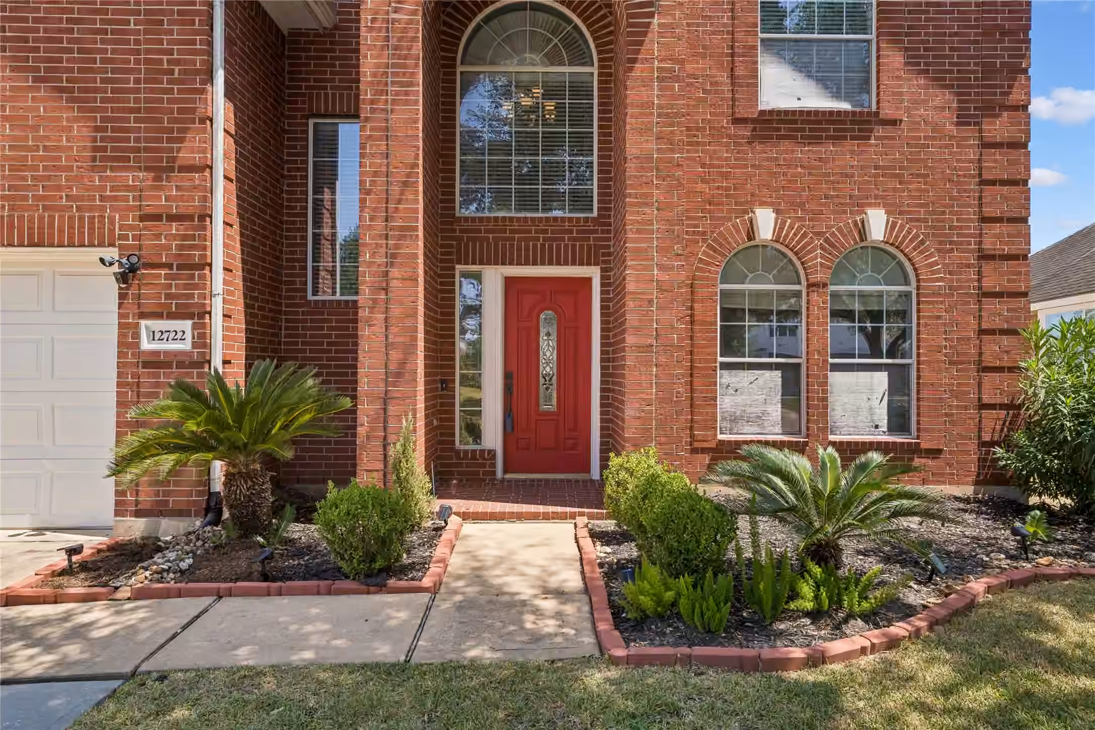 Photo 3 of 12722 Carriage Glen Drive, Tomball, TX