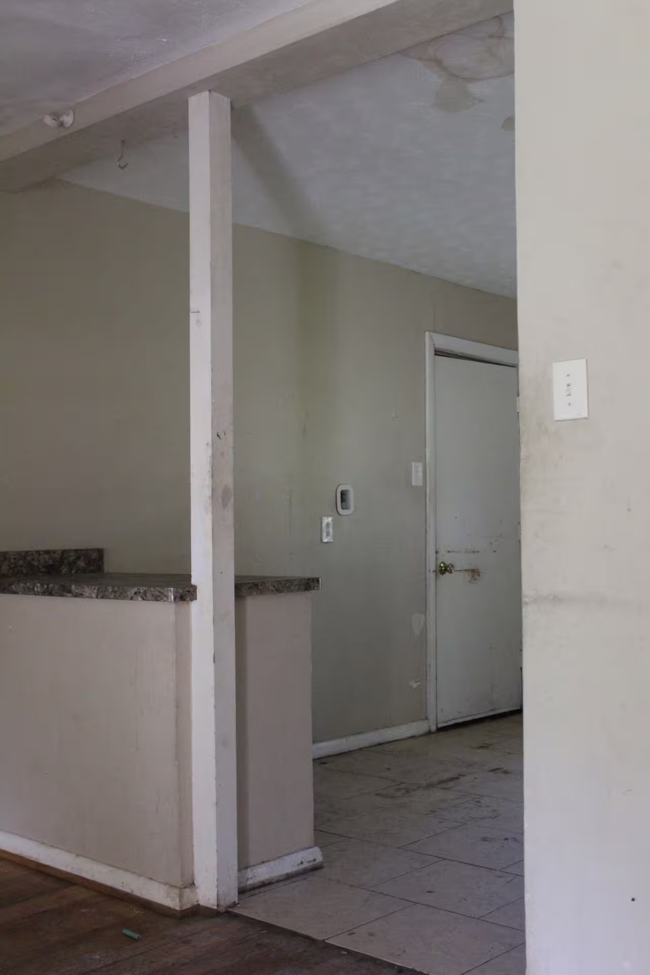 Photo 4 of 4813 Angleton Street, Houston, TX
