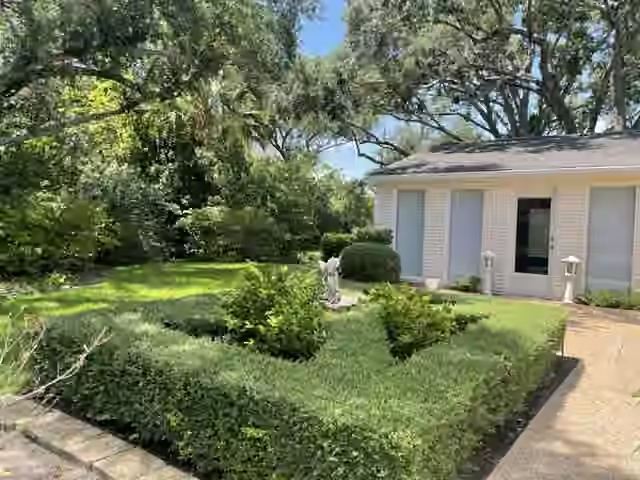 Photo 5 of 2503 Meadow Lane, El Campo, TX