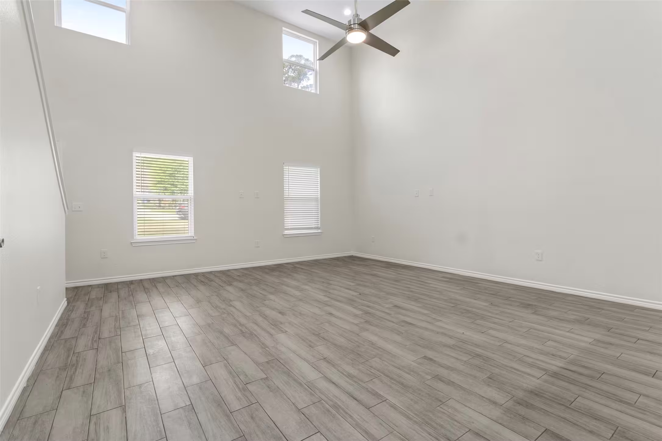 Photo 4 of 14986 Bonham Lane, Willis, TX
