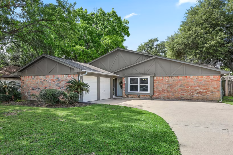Photo 2 of 1406 New Orleans Street, Deer Park, TX