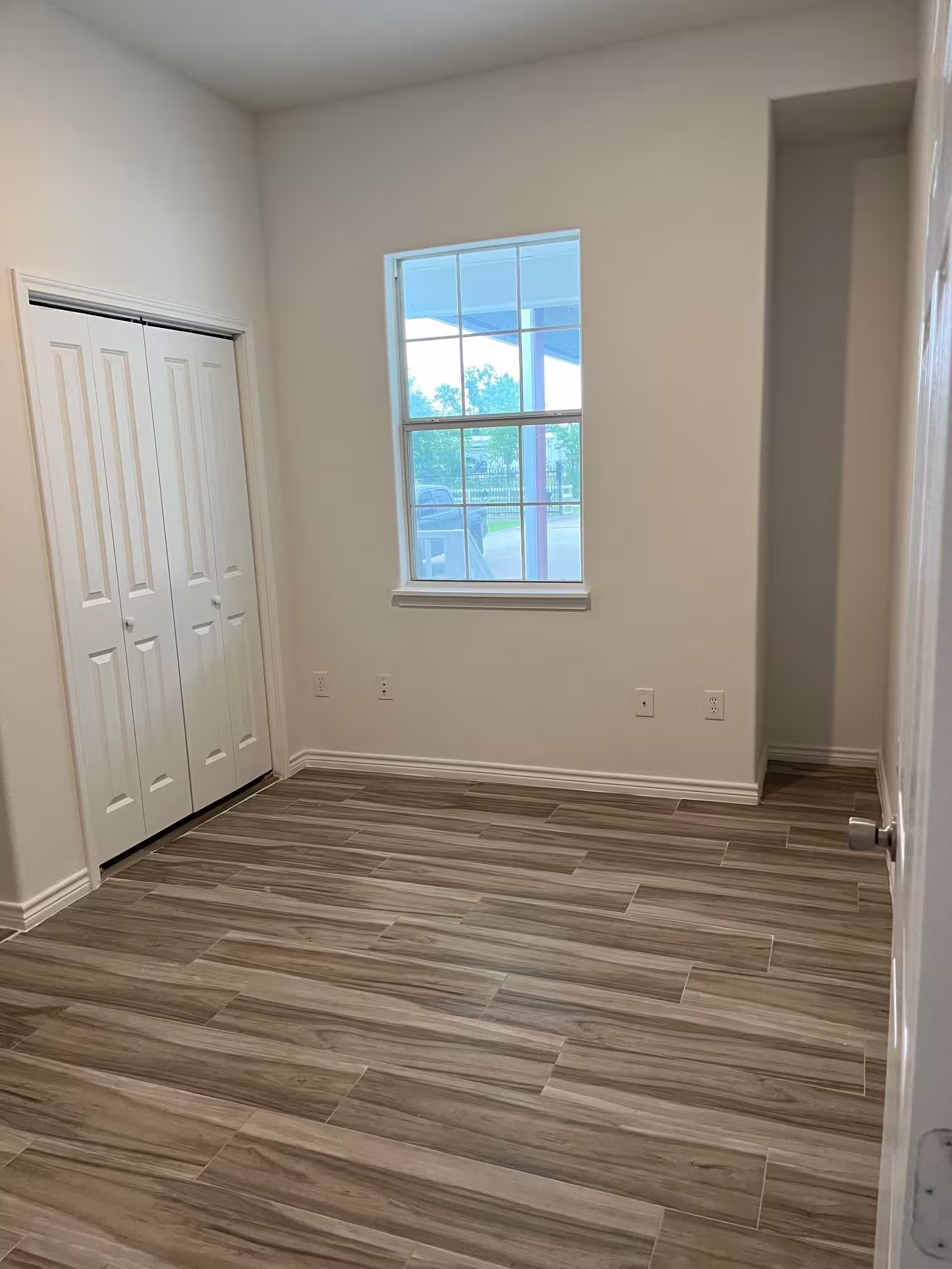 Photo 5 of 2415 Kenning Road, Crosby, TX