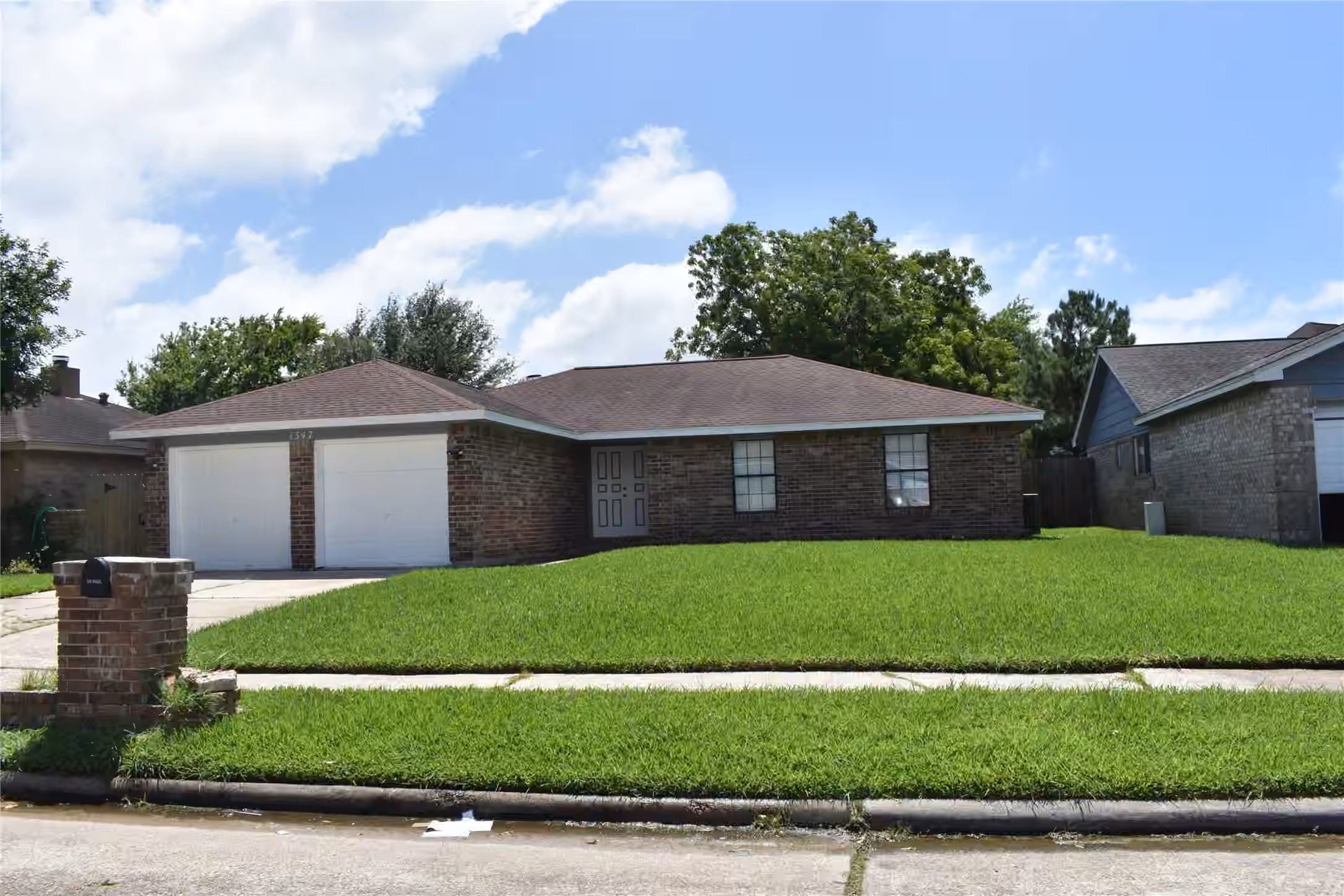 Photo 3 of 1347 Somercotes Lane, Channelview, TX