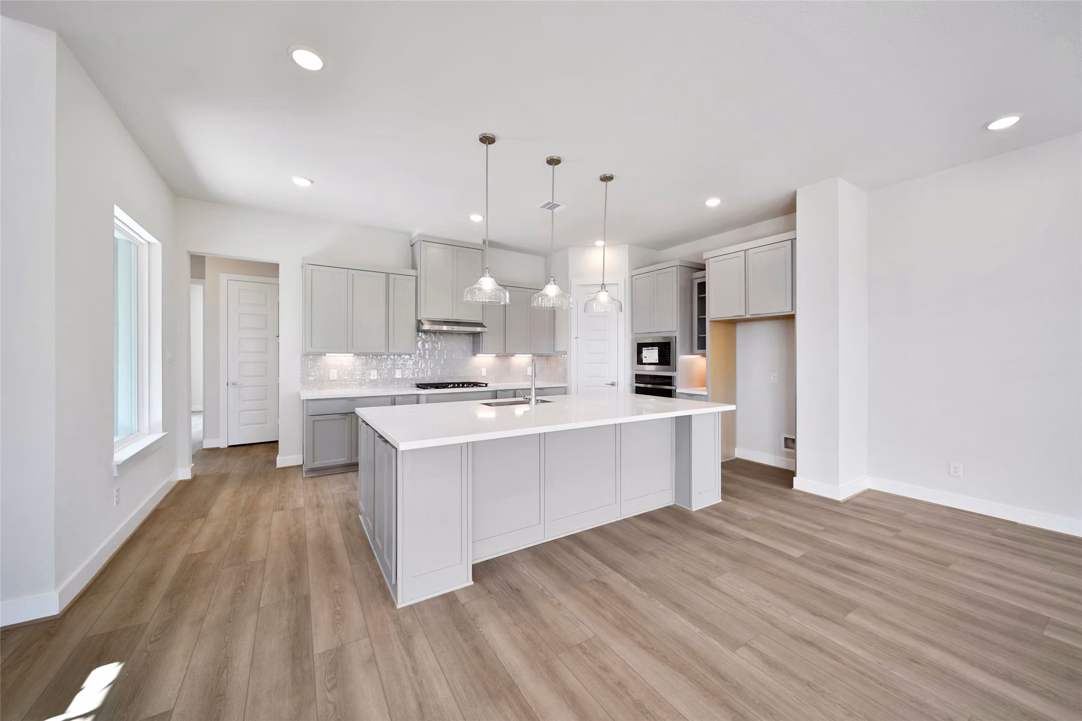 Photo 7 of 4402 Anthony Court Lane, Seabrook, TX