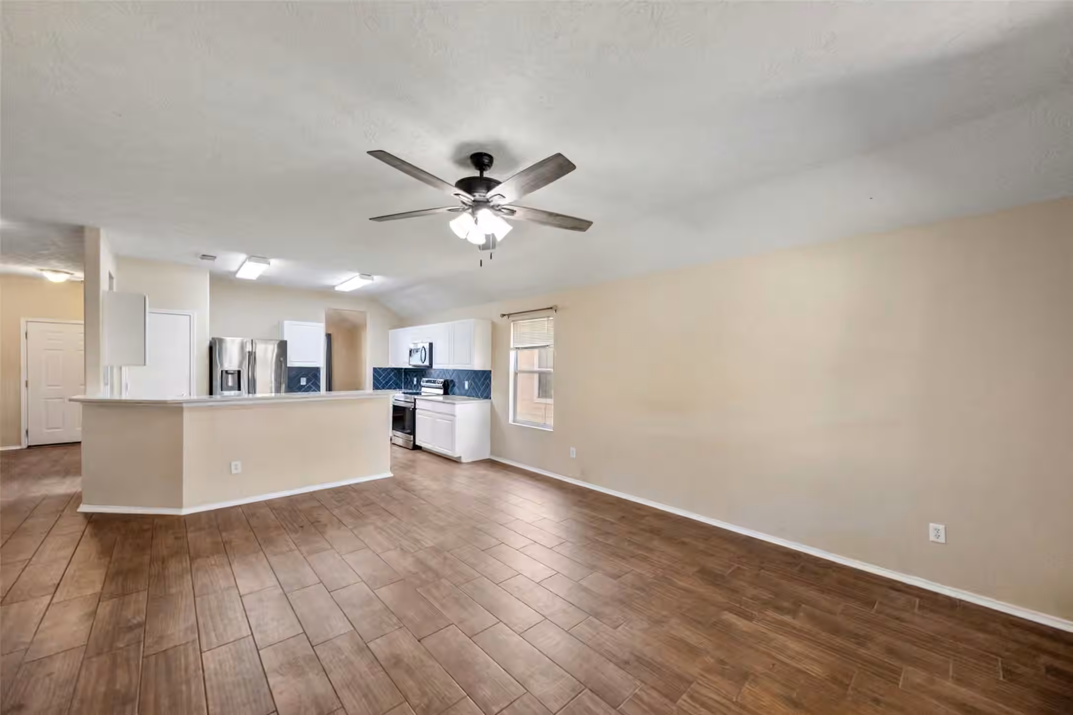Photo 7 of 11626 Sardis Lake Drive, Tomball, TX