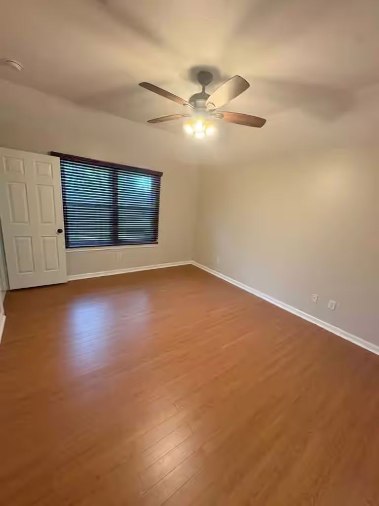 Photo 6 of 1130 Andover Drive, Pearland, TX
