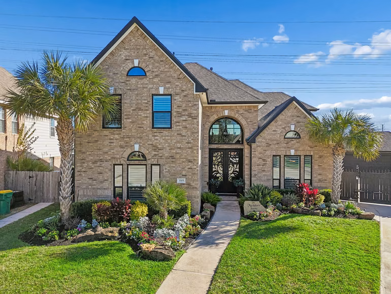 Photo 5 of 3305 Oak Dale Way, Seabrook, TX