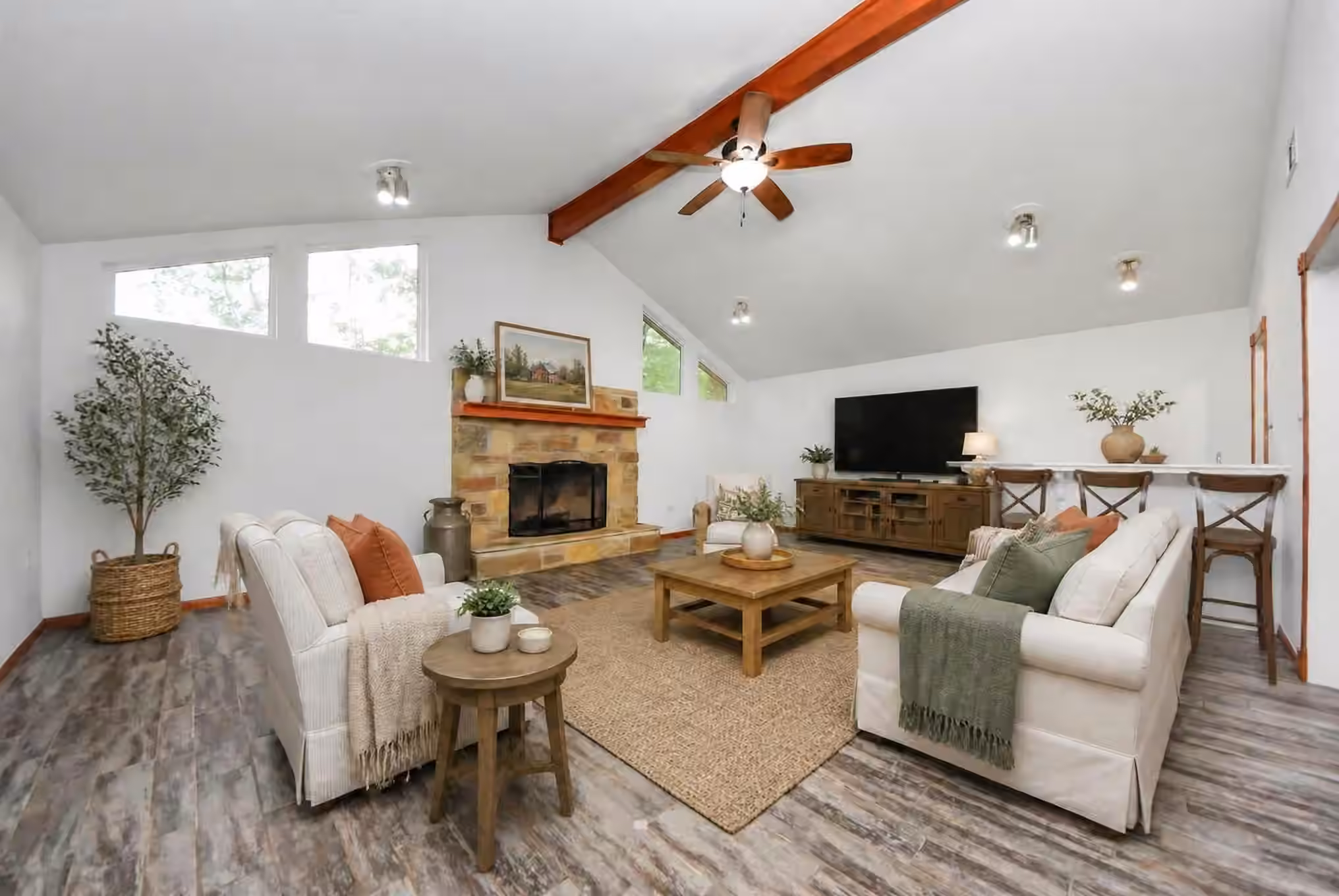 Photo 7 of 8227 Ivan Reid Drive, Houston, TX