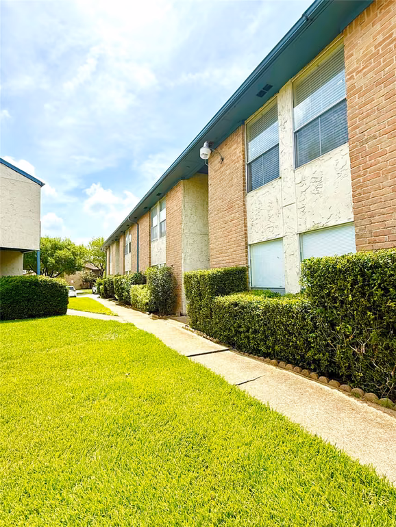 Photo of 8360 Jorine Drive 8360, Houston, TX 77036