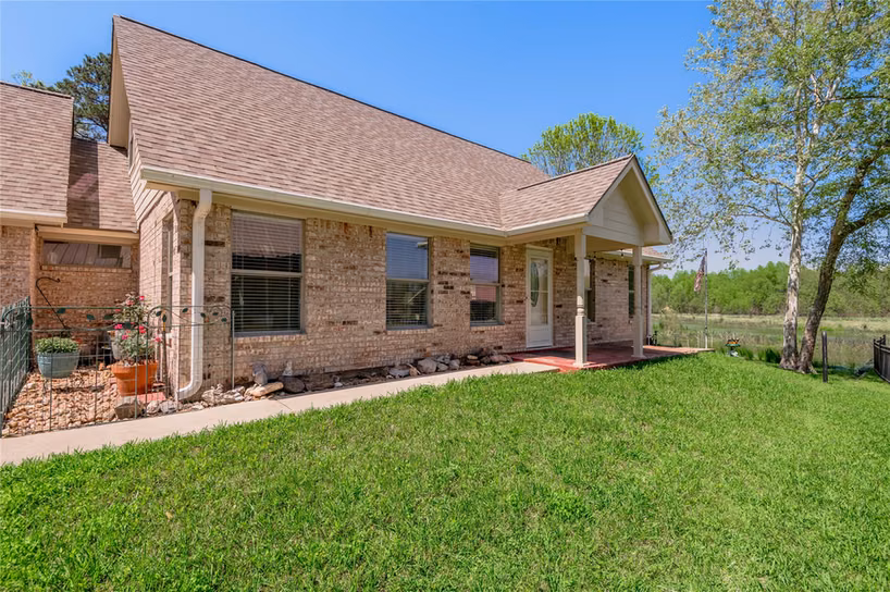 Photo of 15 Lakeside, Trinity, TX 75862