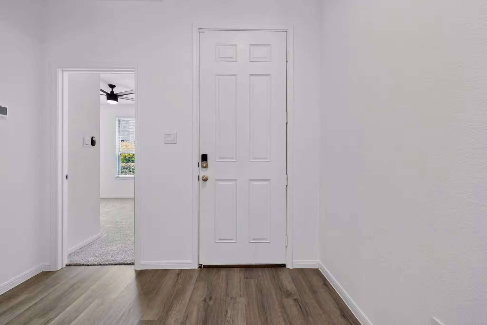 Photo 7 of 373 Pleasant Hill Way, Conroe, TX