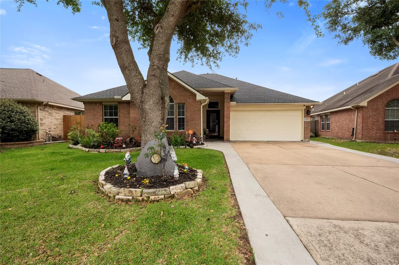 Photo of 7431 Hollow Cove Court, Cypress, TX