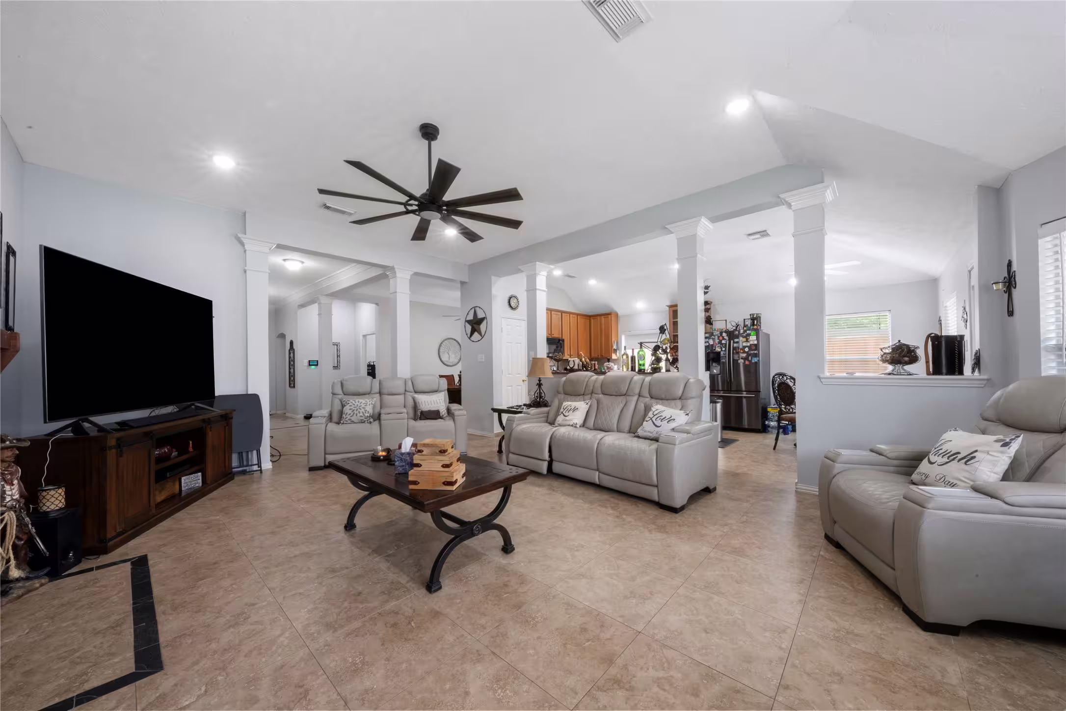 Photo 7 of 7431 Hollow Cove Court, Cypress, TX