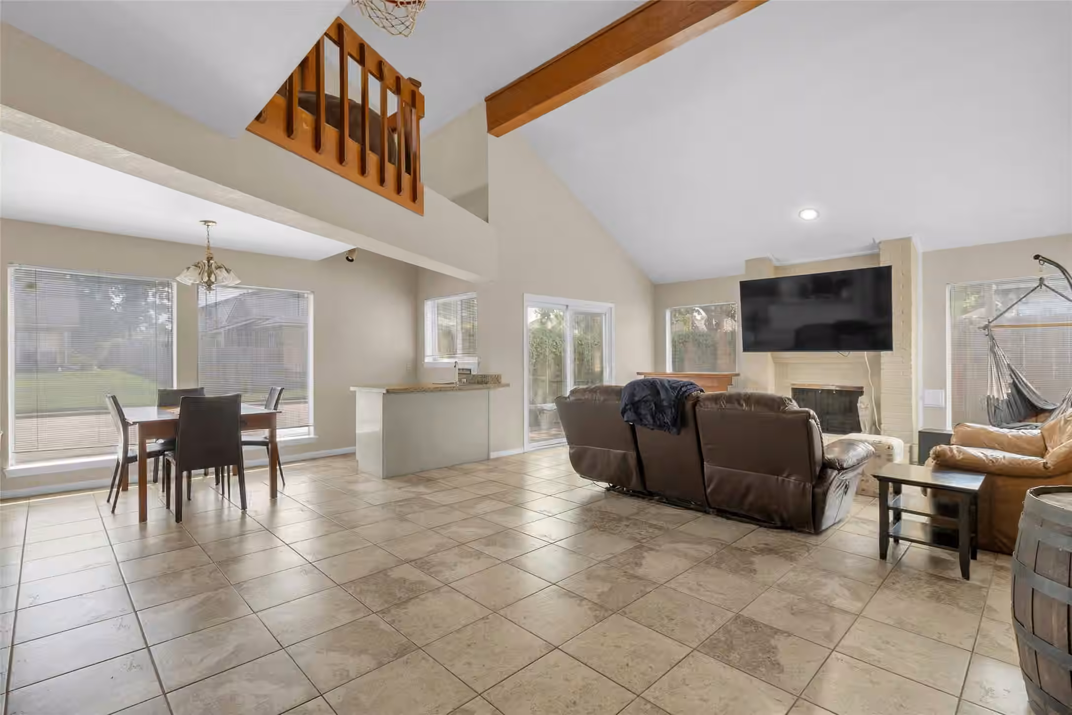 Photo 7 of 1622 Ash Meadow Drive, Houston, TX
