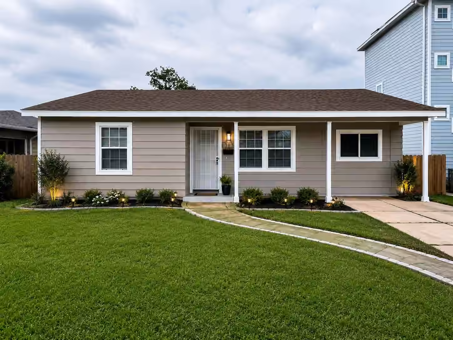 Photo of 6708 Saint Augustine Street, Houston, TX 77021