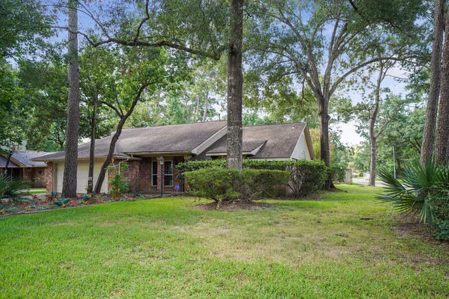 Photo 4 of 2102 Oak Shores Drive, Houston, TX