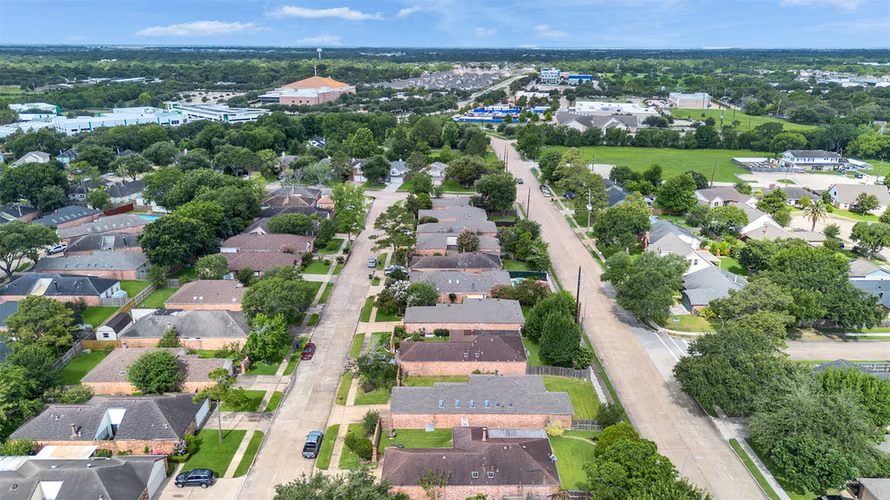 Photo 7 of 13106 Worthington Street, Sugar Land, TX