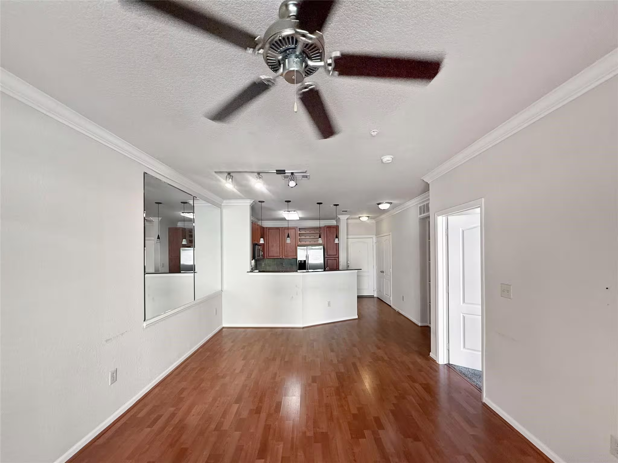 Photo 3 of 1711 Old Spanish Trail 240, Houston, TX