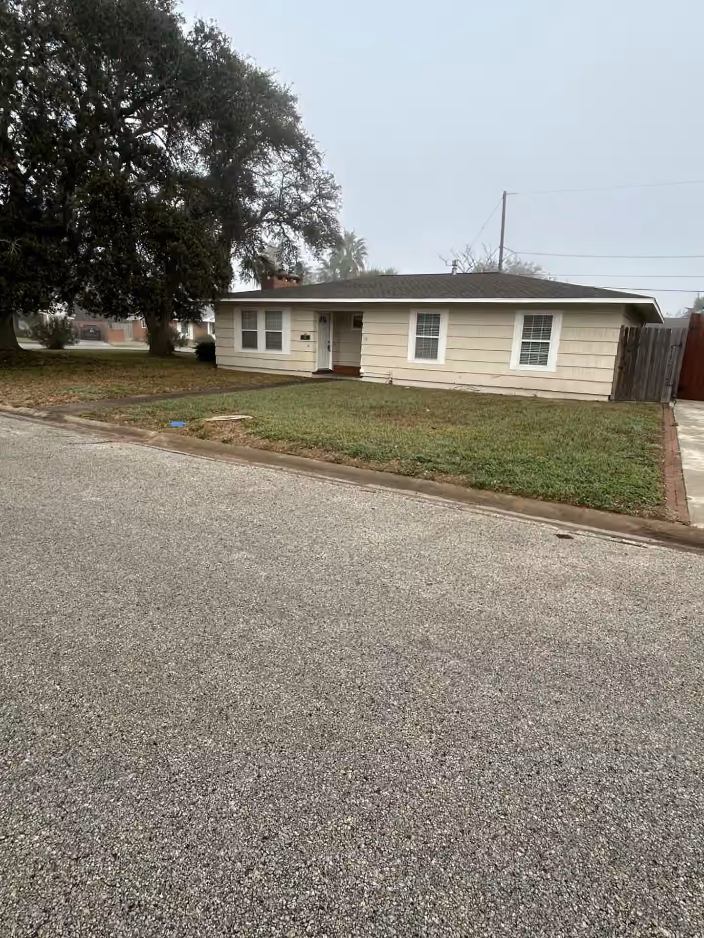 Photo 4 of 118 Tarpon Avenue, Galveston, TX