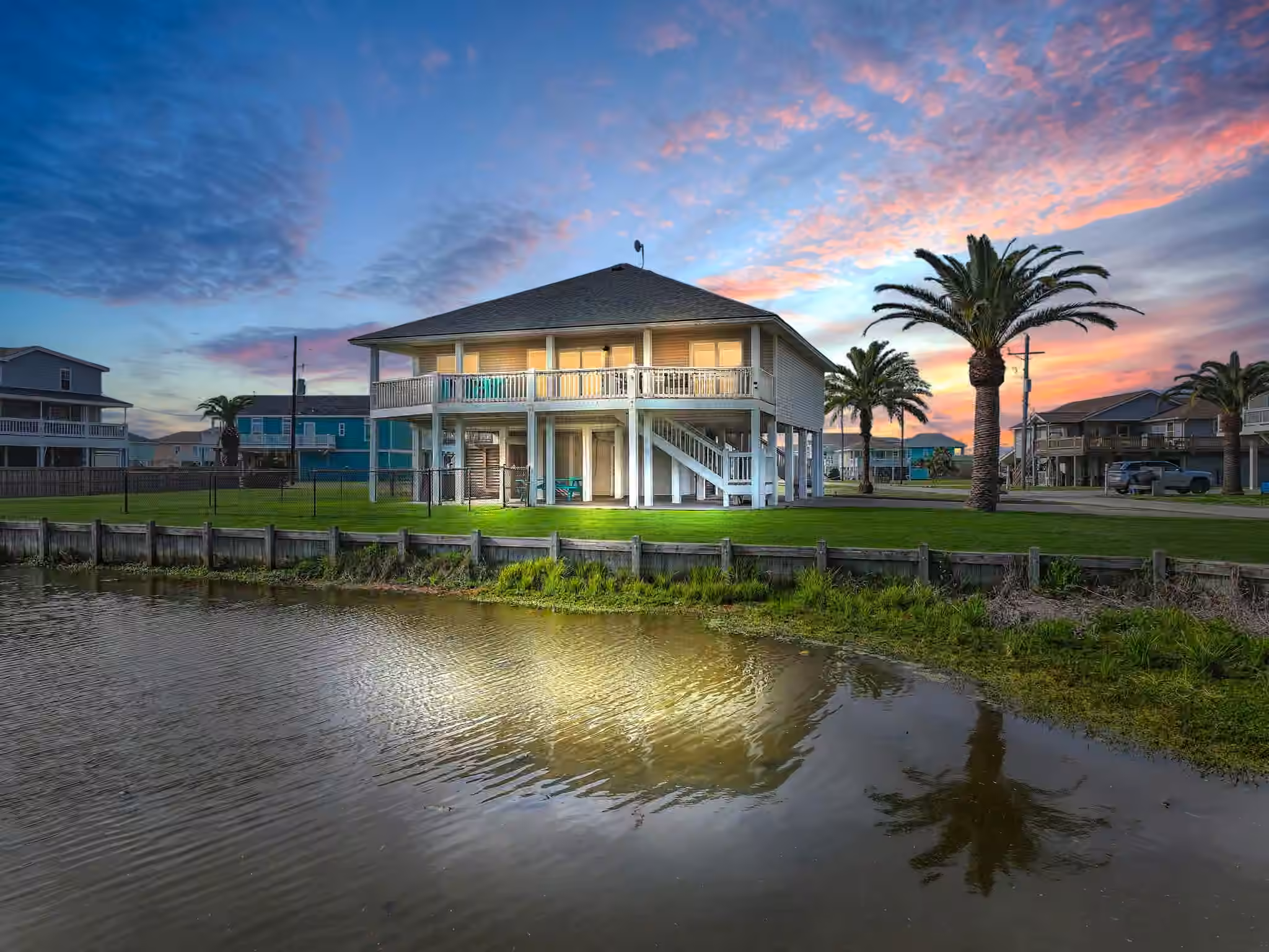 Photo of 2946 Laguna Drive, Crystal Beach, TX 77650