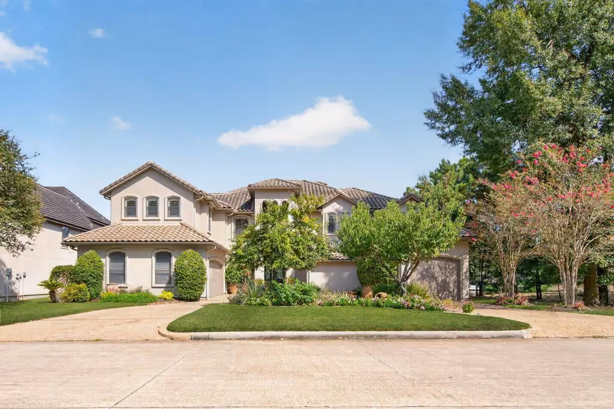 Photo 3 of 28560 Oaks On The Water, Montgomery, TX
