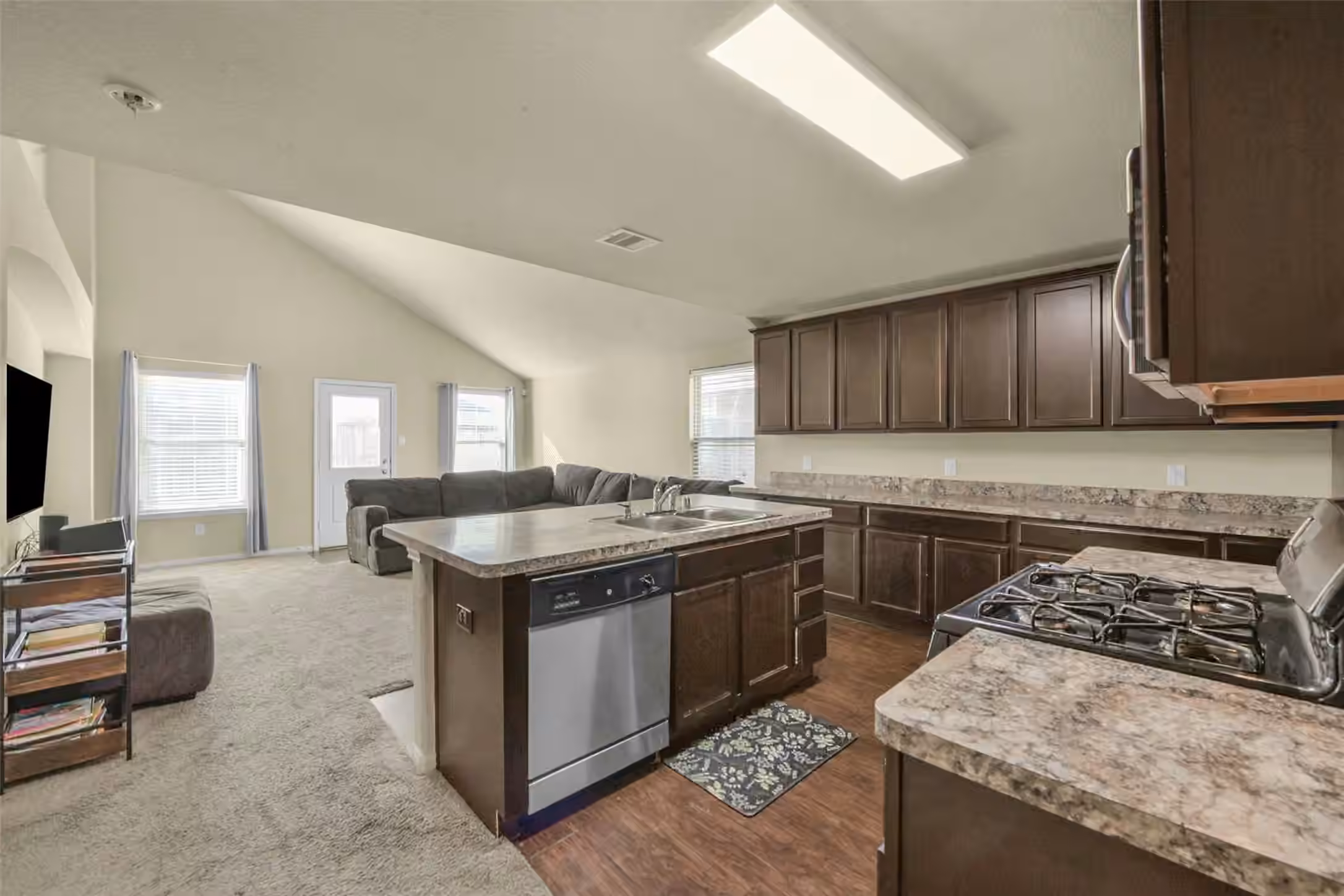 Photo 7 of 14014 Brunswick Place Drive, Houston, TX