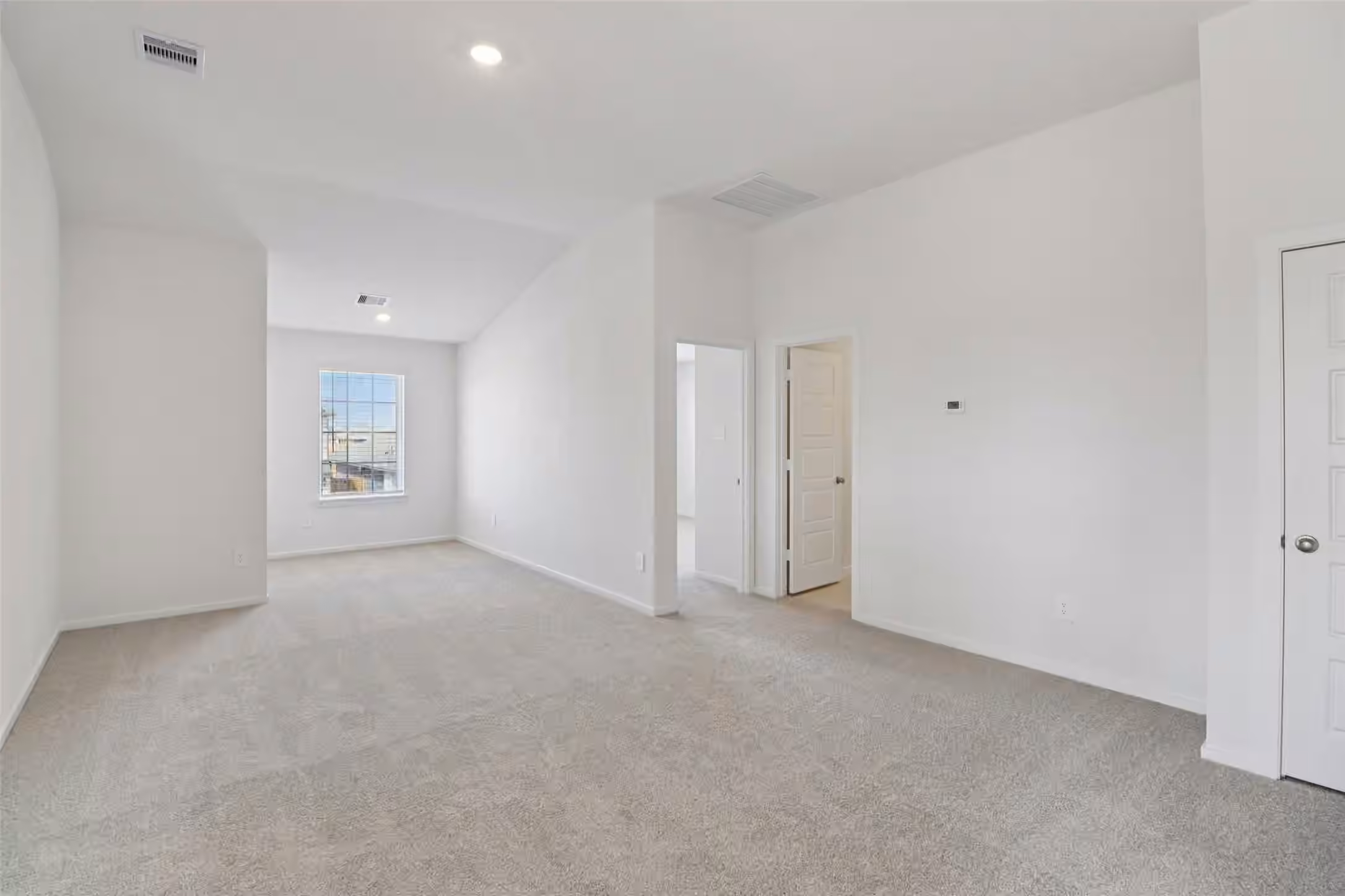 Photo 7 of 5217 Redbud Valley Drive, Pearland, TX