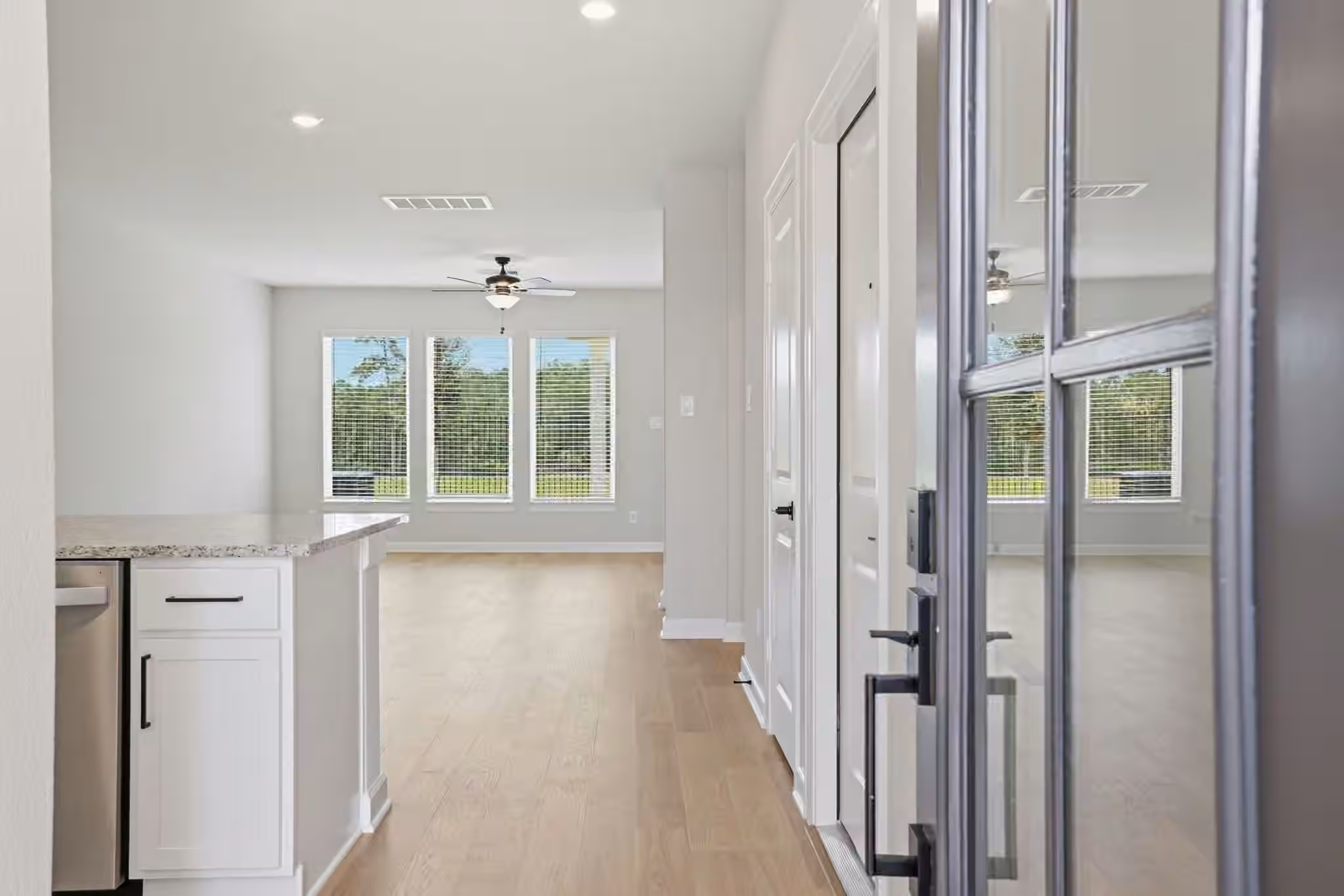 Photo 4 of 21707 Lavender Falls Drive, Magnolia, TX
