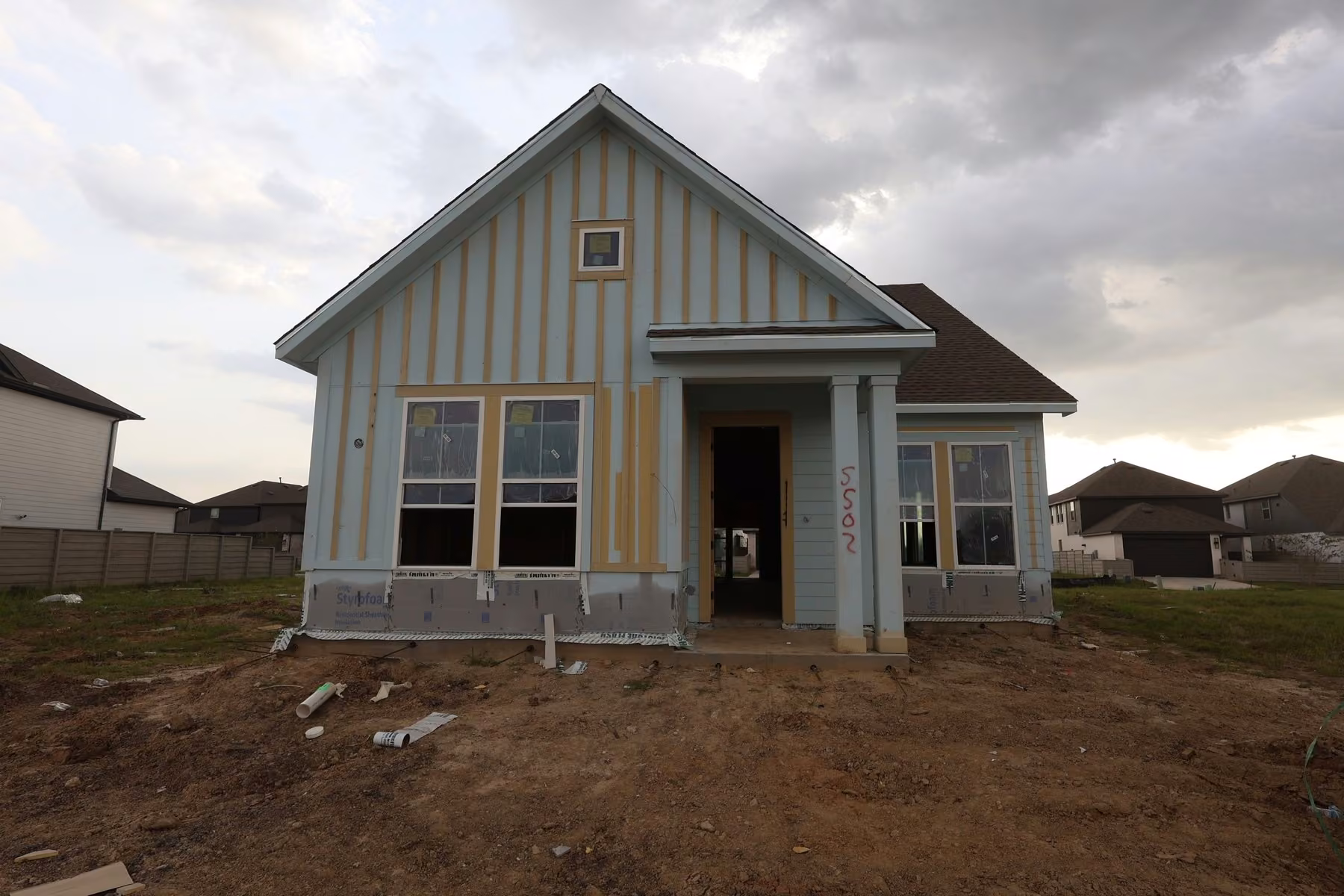 Photo 4 of 5502 Blackcurrant Road, Manvel, TX