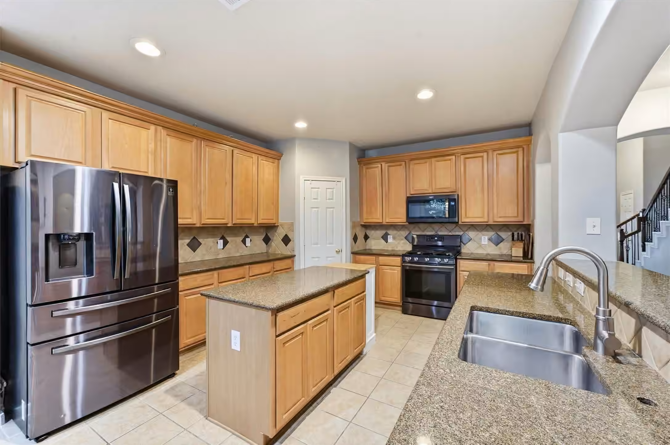 Photo 5 of 17511 Buck Island Court, Humble, TX