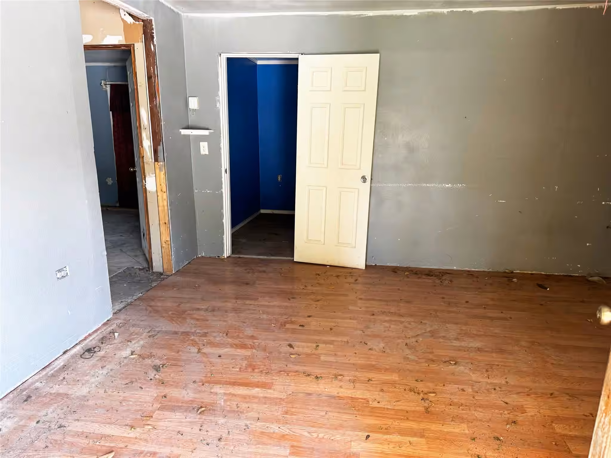 Photo 2 of 5950 Southlark Street, Houston, TX