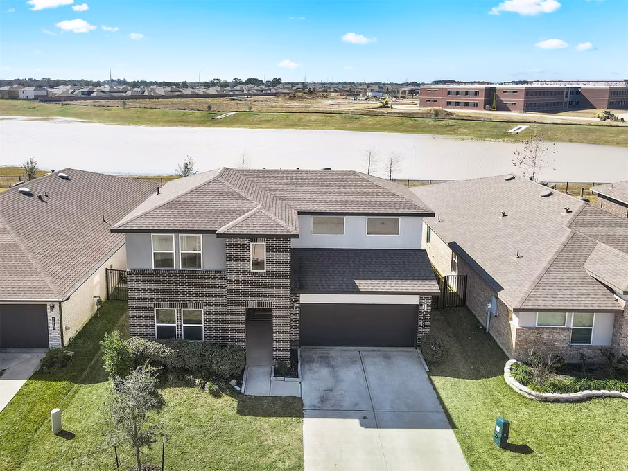Photo 3 of 2421 Mar Vista Lane, Texas City, TX