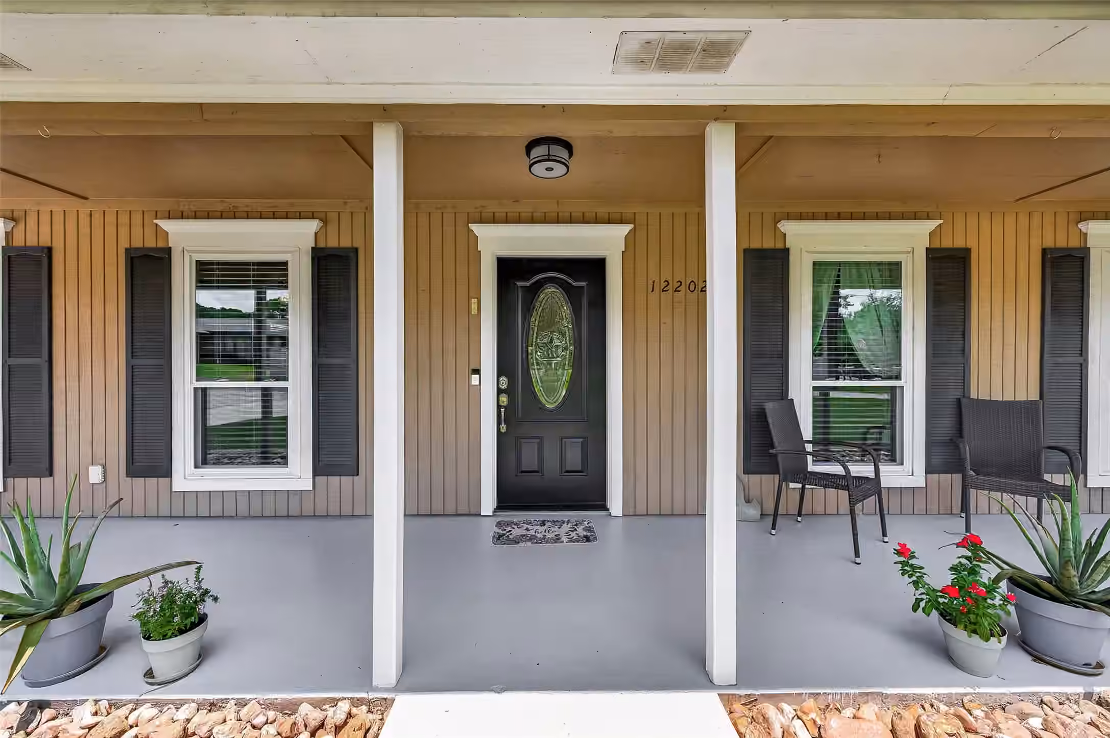 Photo 4 of 12202 Coachman Lane, Pinehurst, TX