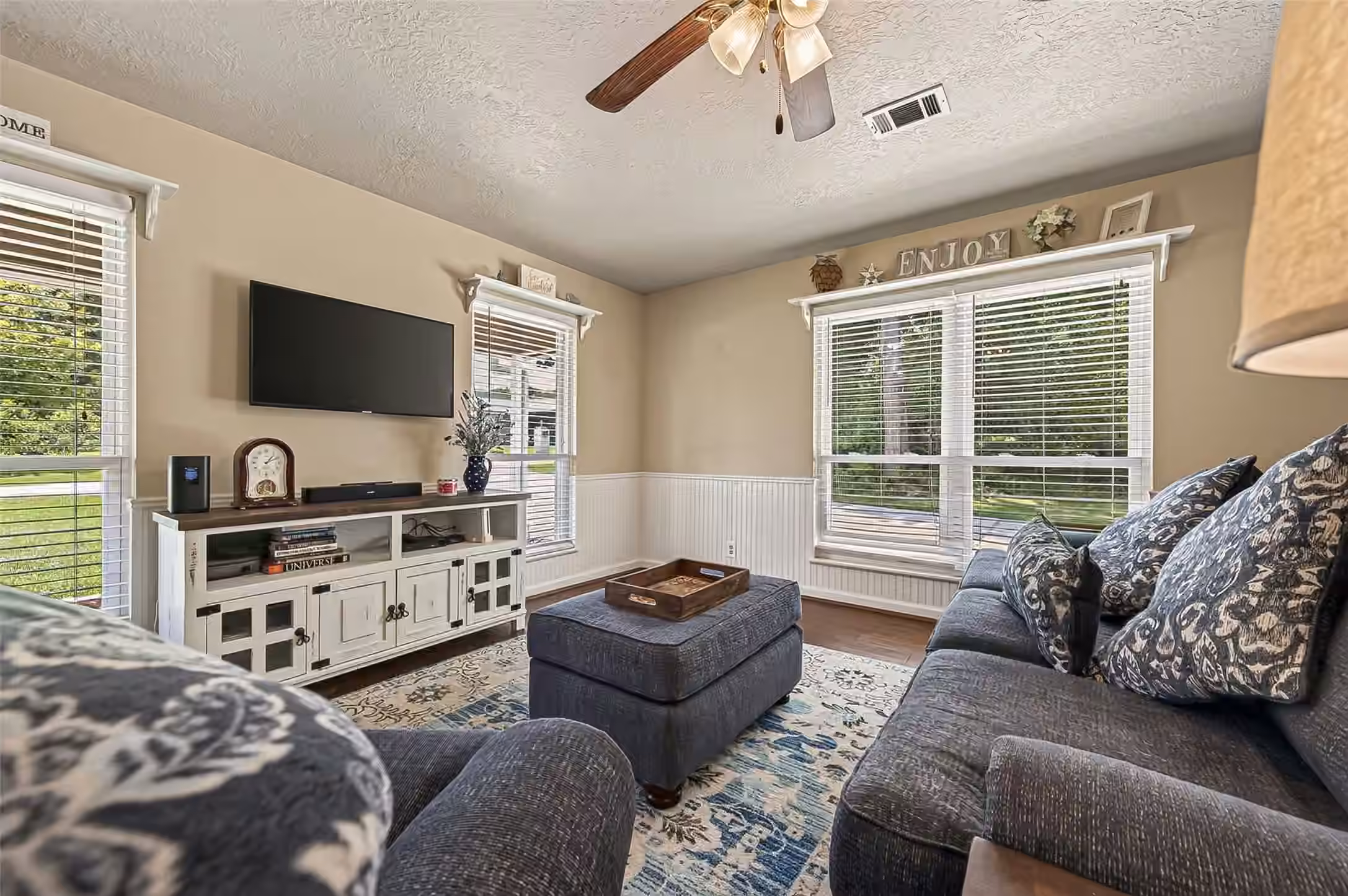 Photo 7 of 12202 Coachman Lane, Pinehurst, TX