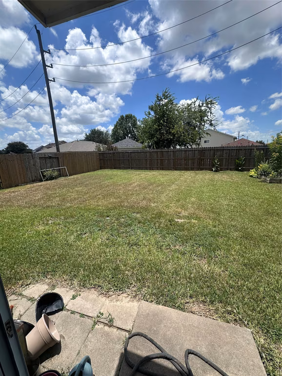 Photo 6 of 7707 Greenwood Point Drive, Cypress, TX