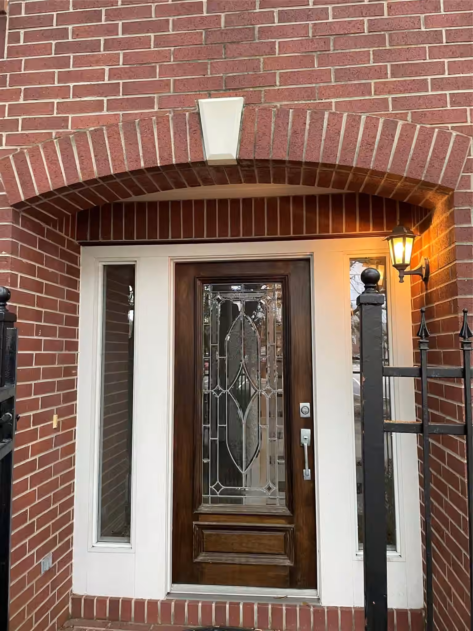 Photo 3 of 1040 La Rue Street, Houston, TX