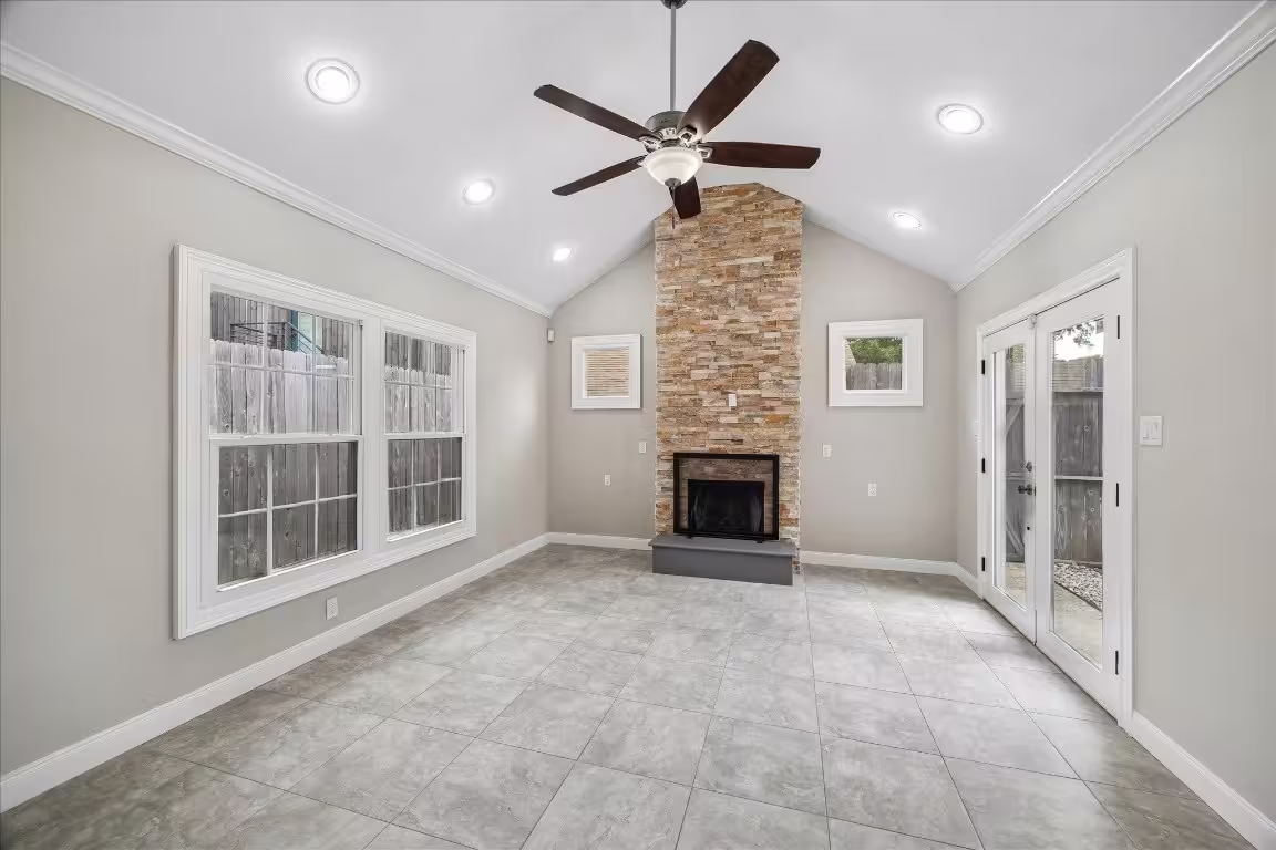 Photo 3 of 2108 White Oak Drive, Houston, TX